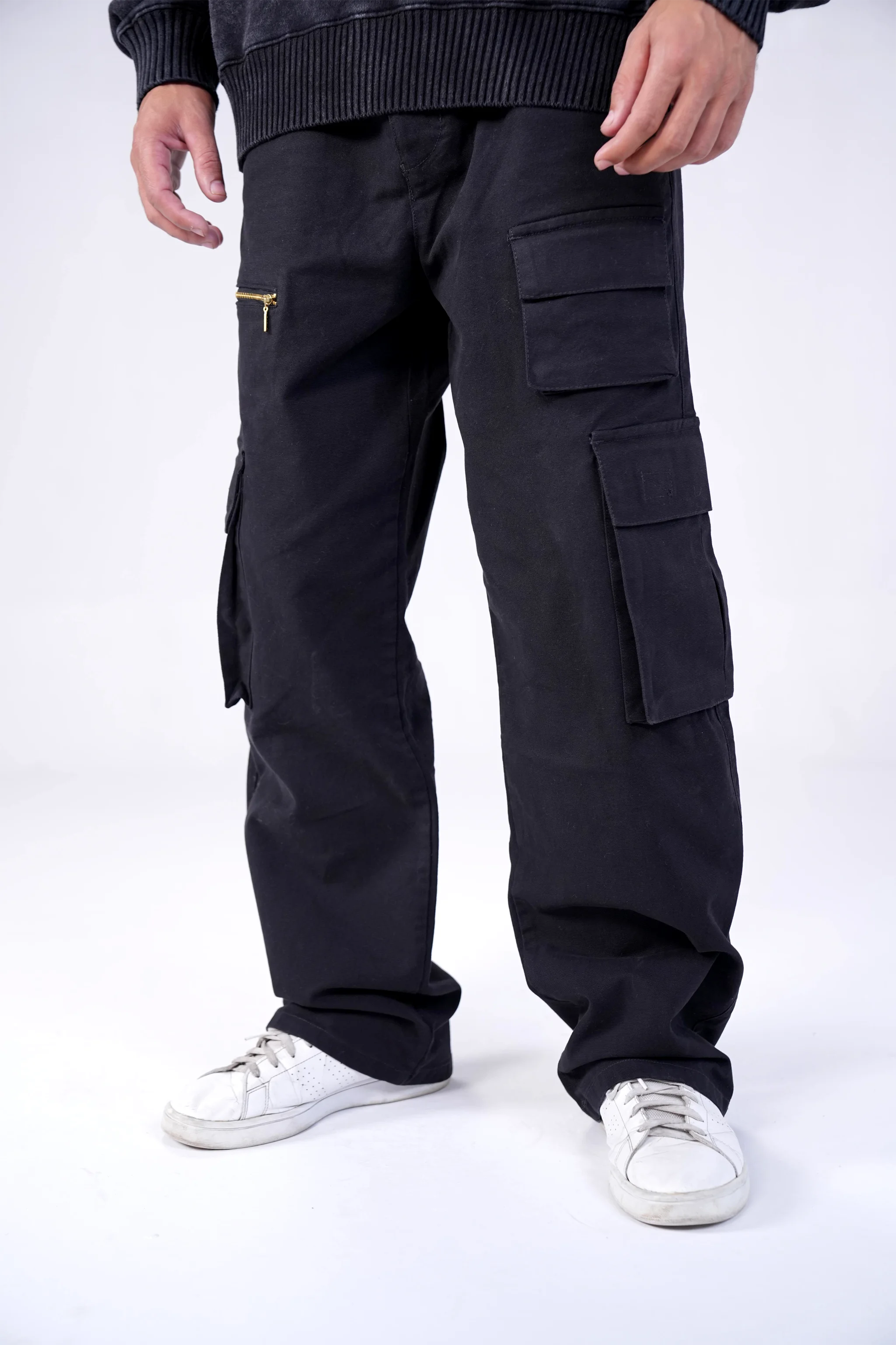 Classic Straight Cargo Pants - Coal Black