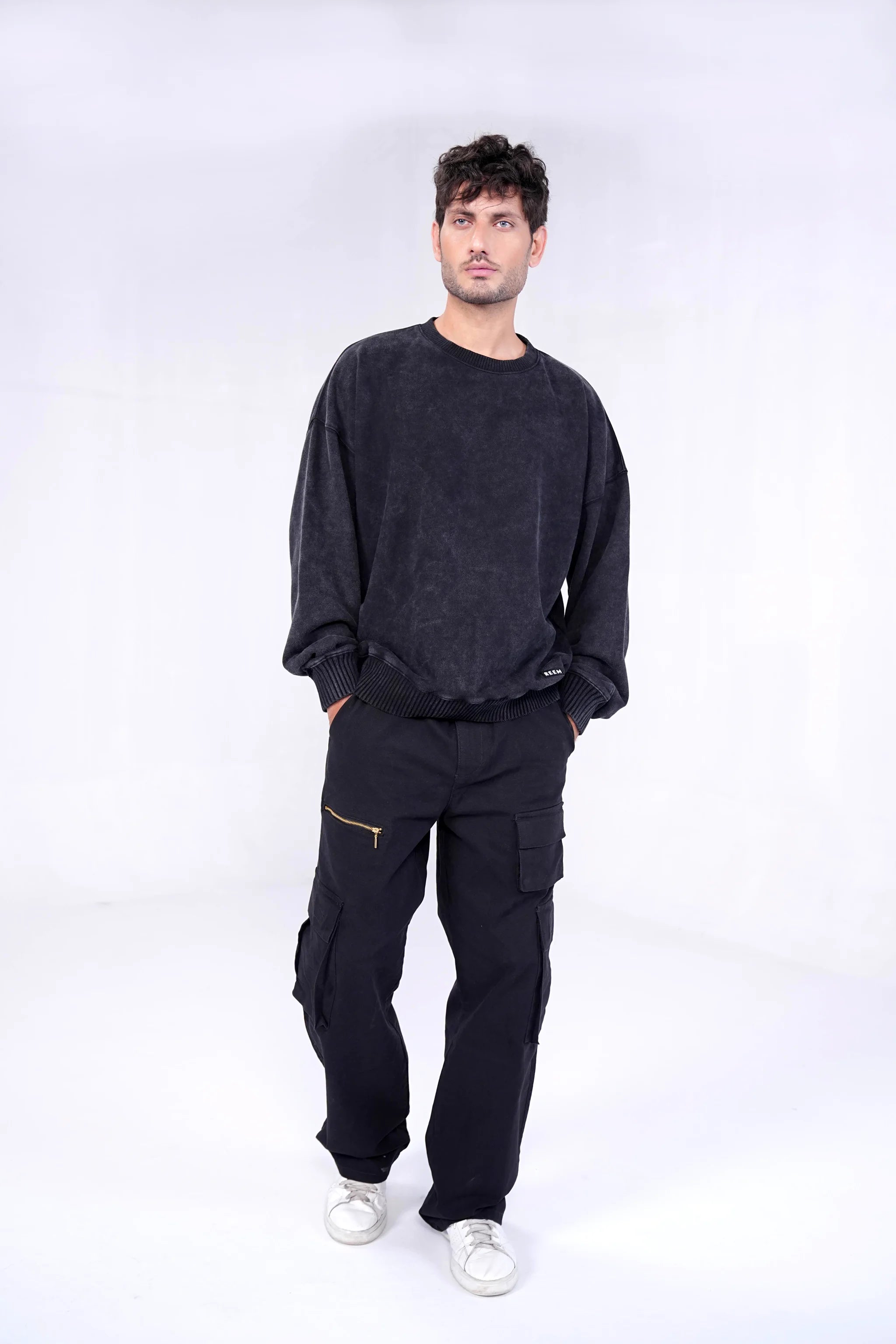 Classic Straight Cargo Pants - Coal Black