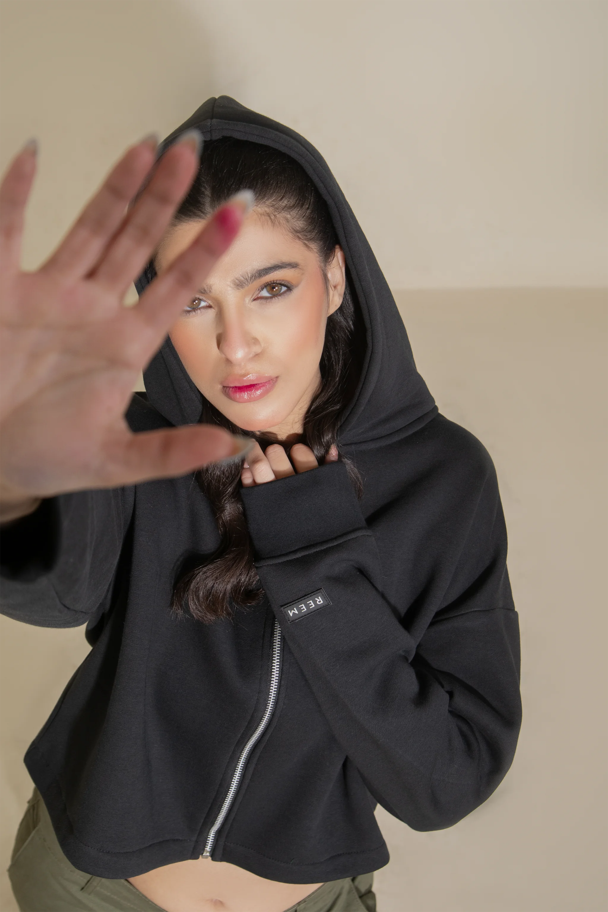 Siganture Crop Hoodie - Coal Black