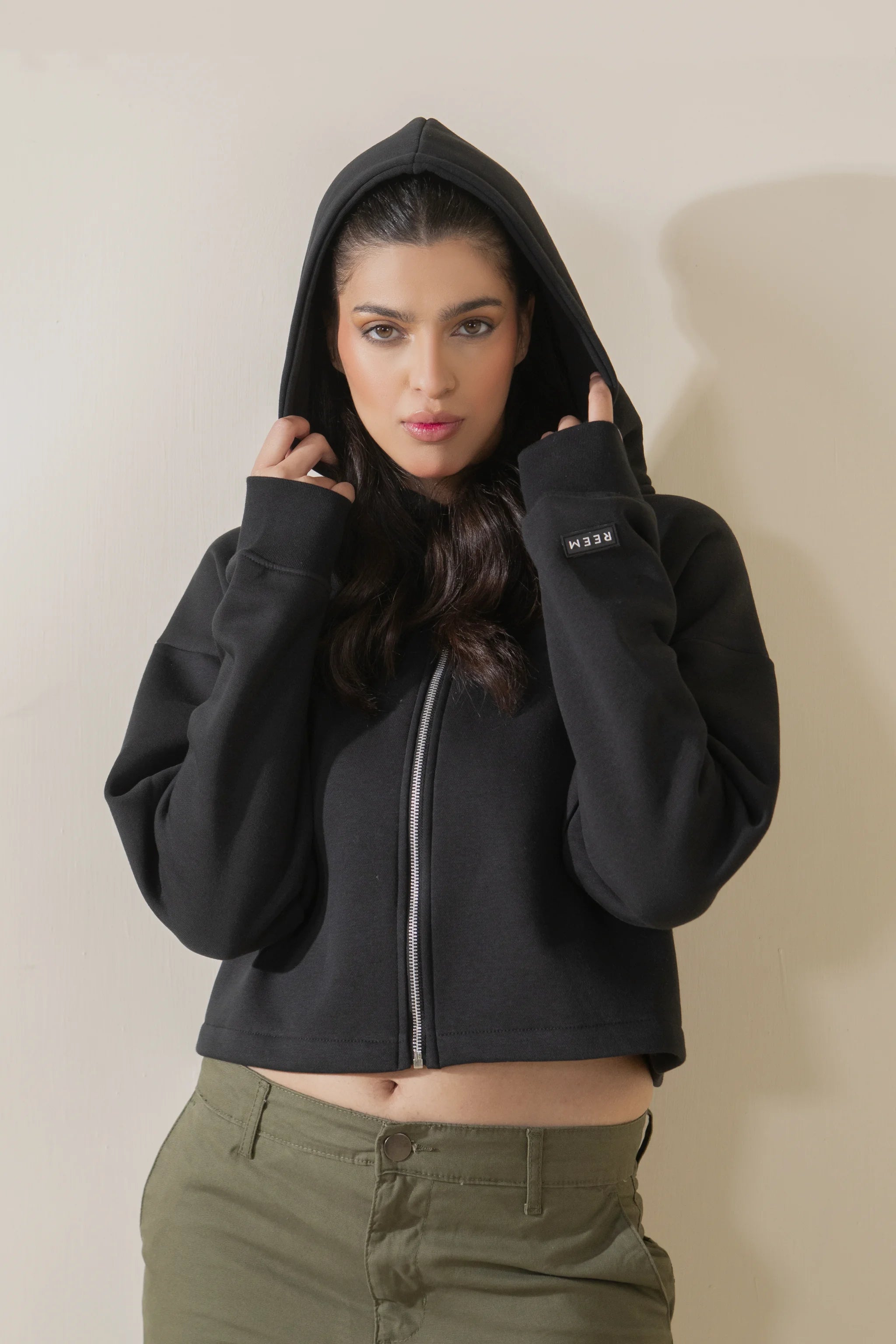 Siganture Crop Hoodie - Coal Black