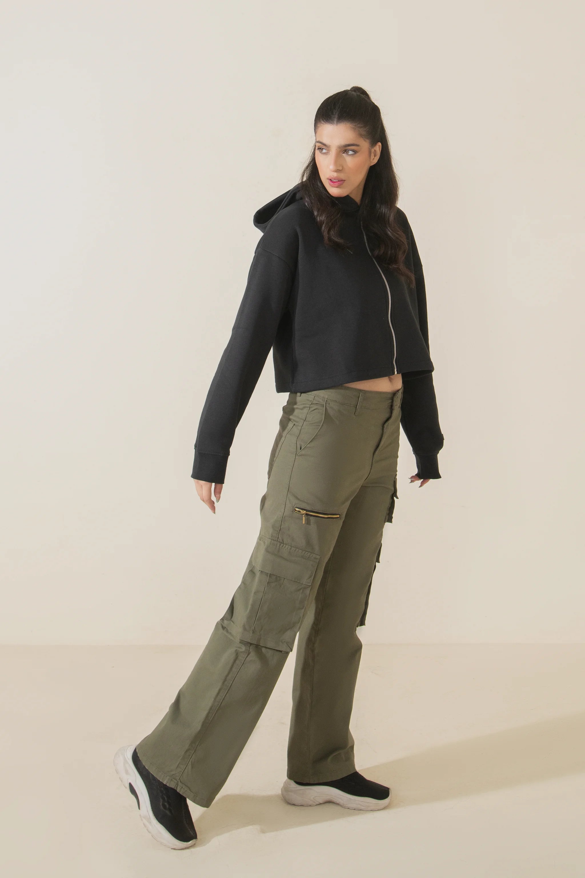 Classic Straight Cargo Pants - Army Green