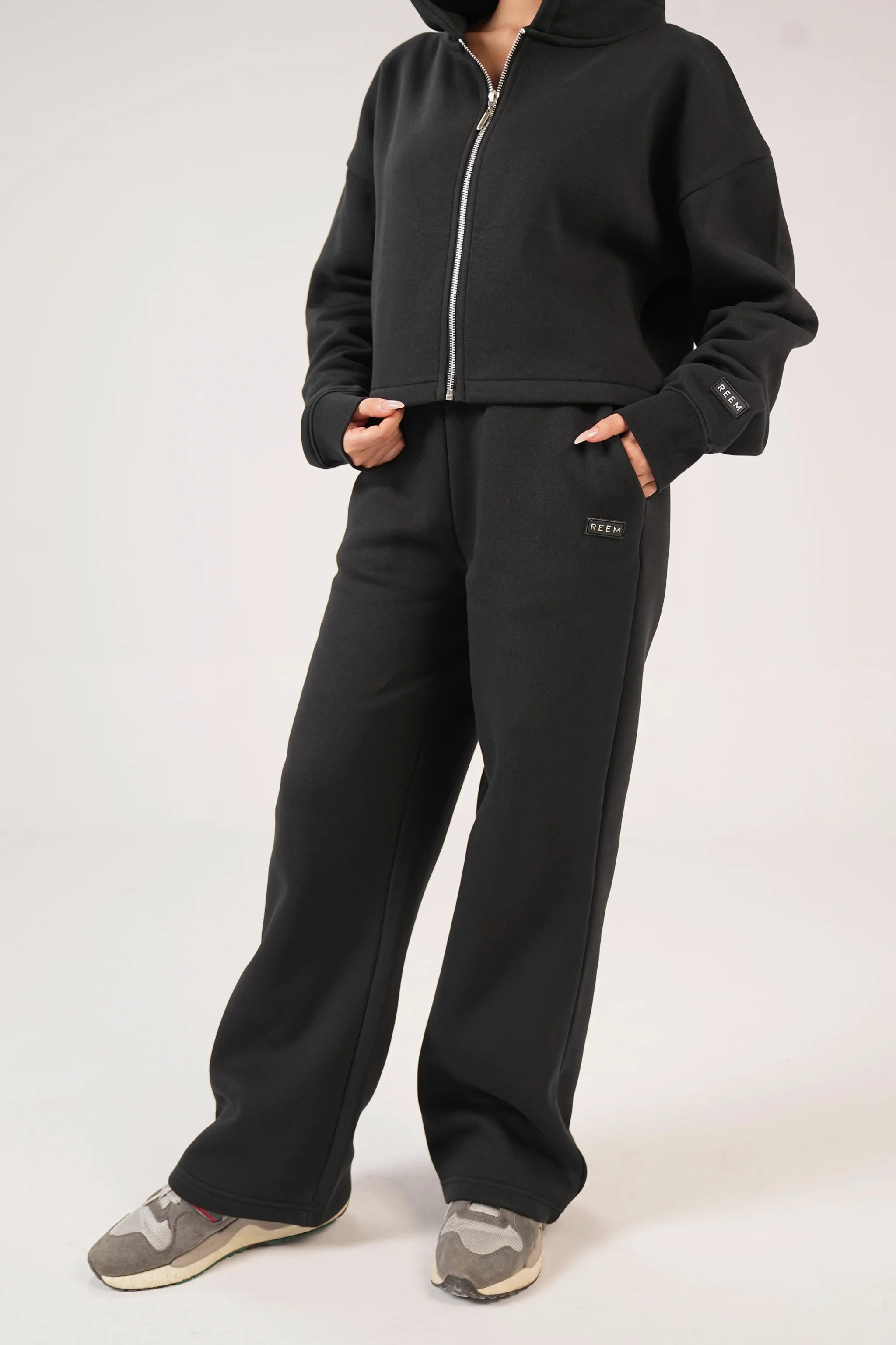 Classic Straight Fit Trouser - Black