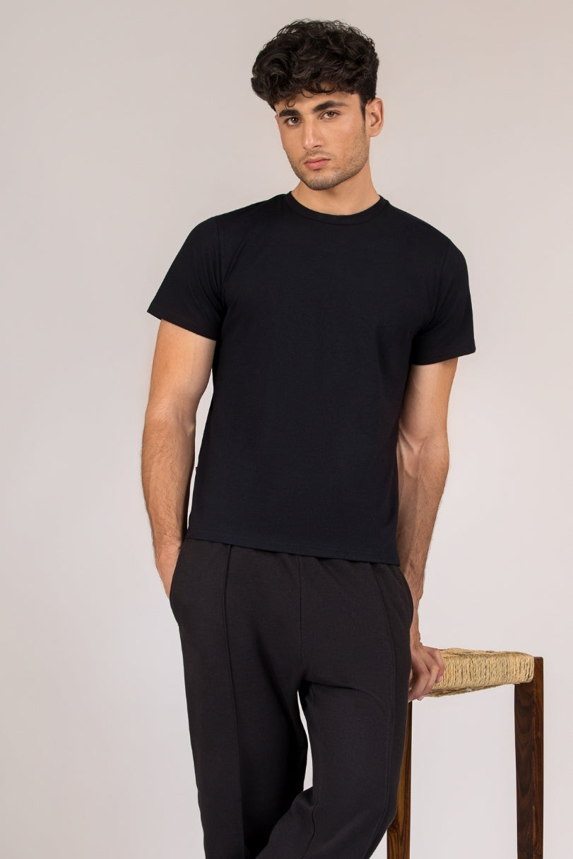 Core Black Regular Fit