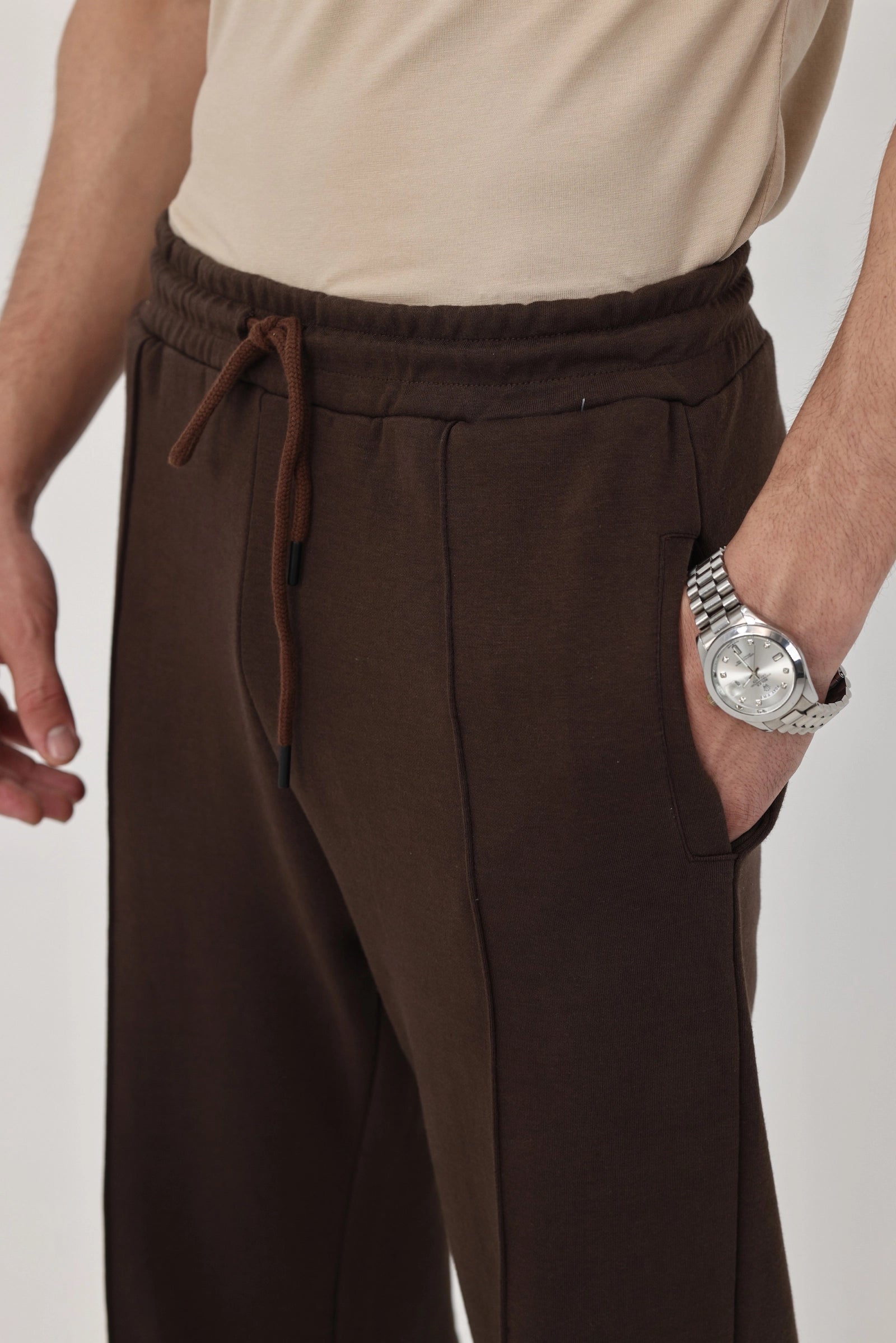 Summer - Classic Relaxed Fit Straight Trouser - Mocha Brown